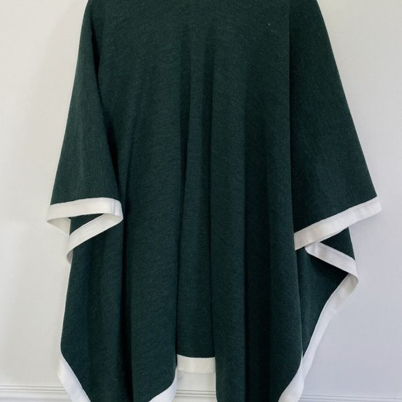 Game Day Green Wrap Women's Wearable Blanket Sweater Poncho One Size EUC L1 - Picture 7 of 8